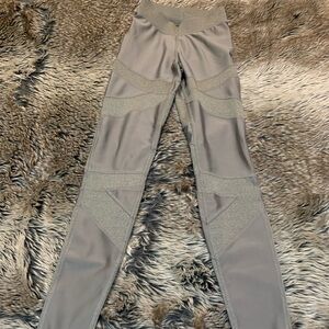 Alo Yoga High Waisted Level Up Leggings olive branch, green Size XXS